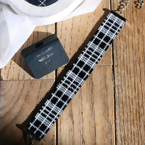 Handmade Plaid Seed Bead Bracelet - Picture 1 of 5